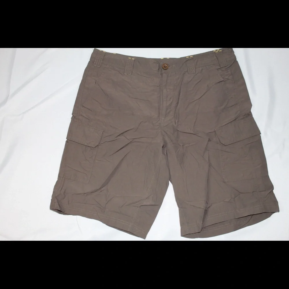 Eddie Bauer Men's Cargo Shorts